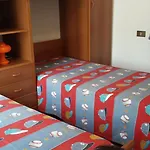 Da Enzo Nocleg ze śniadaniem